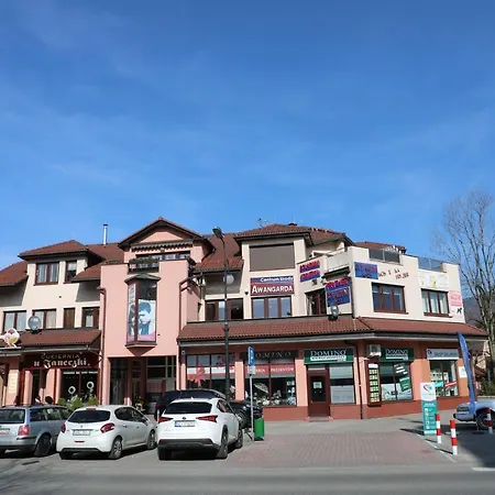 Czantoria View Apartment